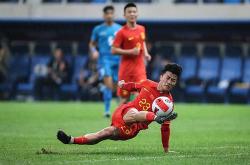 包含黑马崛起：一支实力强劲的球队在比赛中崭露头角的词条