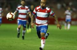 格拉纳达球员在场上展现出强大实力的简单介绍